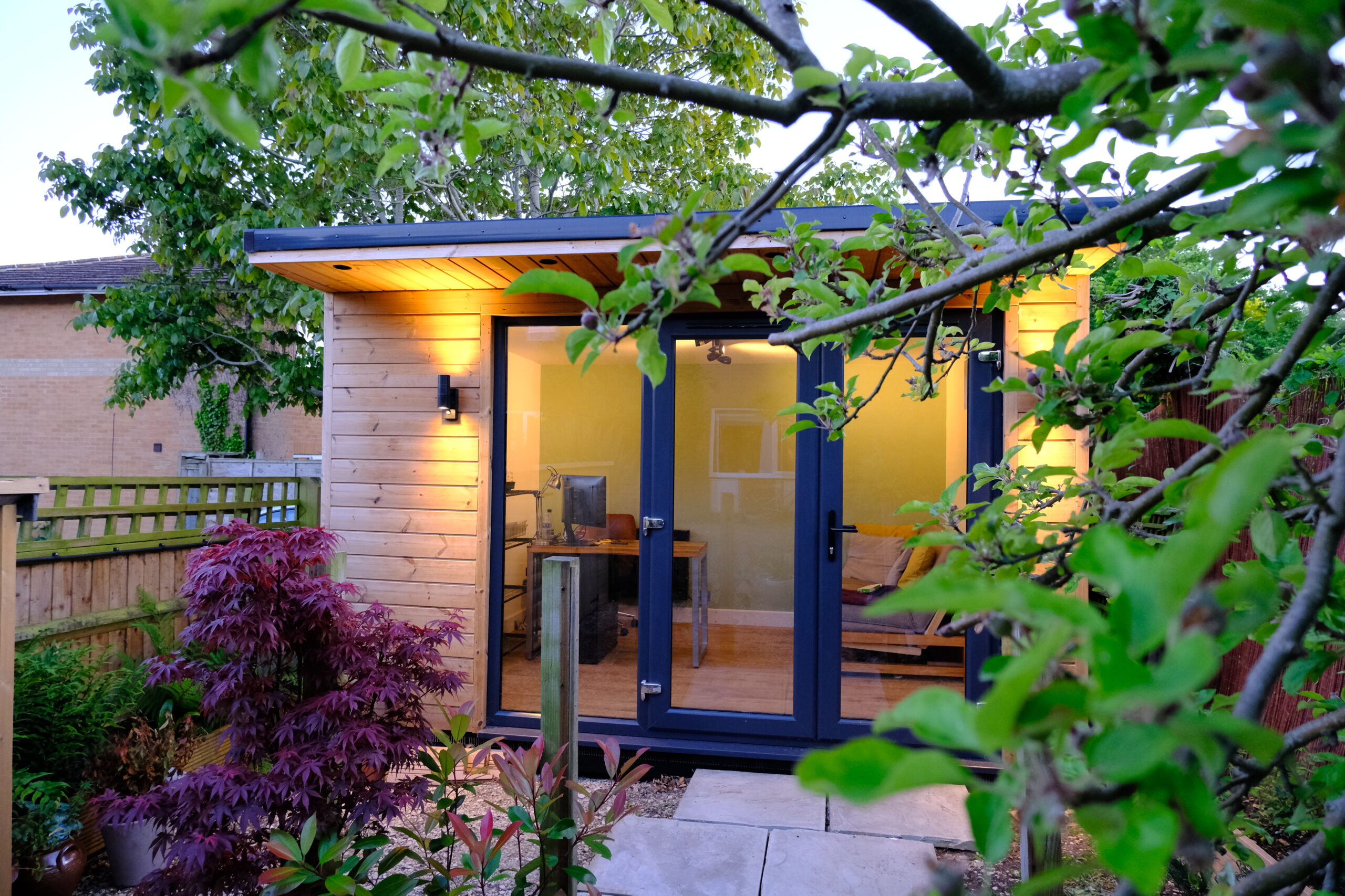 You are currently viewing Bespoke Garden Room Designs Tailored to Your Needs in Oxford